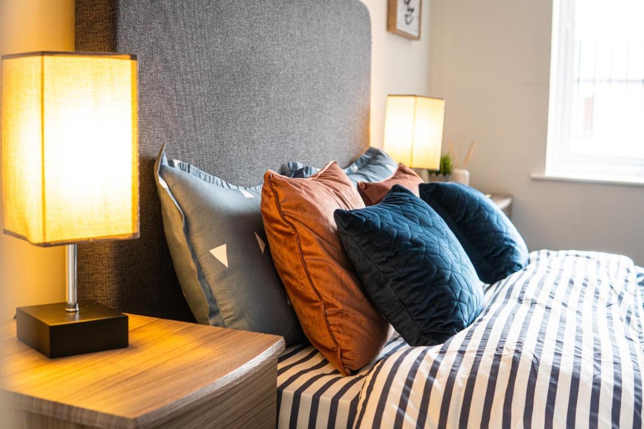 ✪ Leisure/Business ✪ 1 Bedroom Apt , Free Parking Σουόνσι Εξωτερικό φωτογραφία